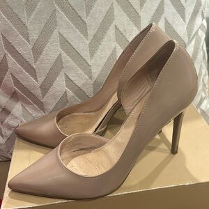 TOPSHOP Nude, Pointed-Toe Heel - Size 8.5